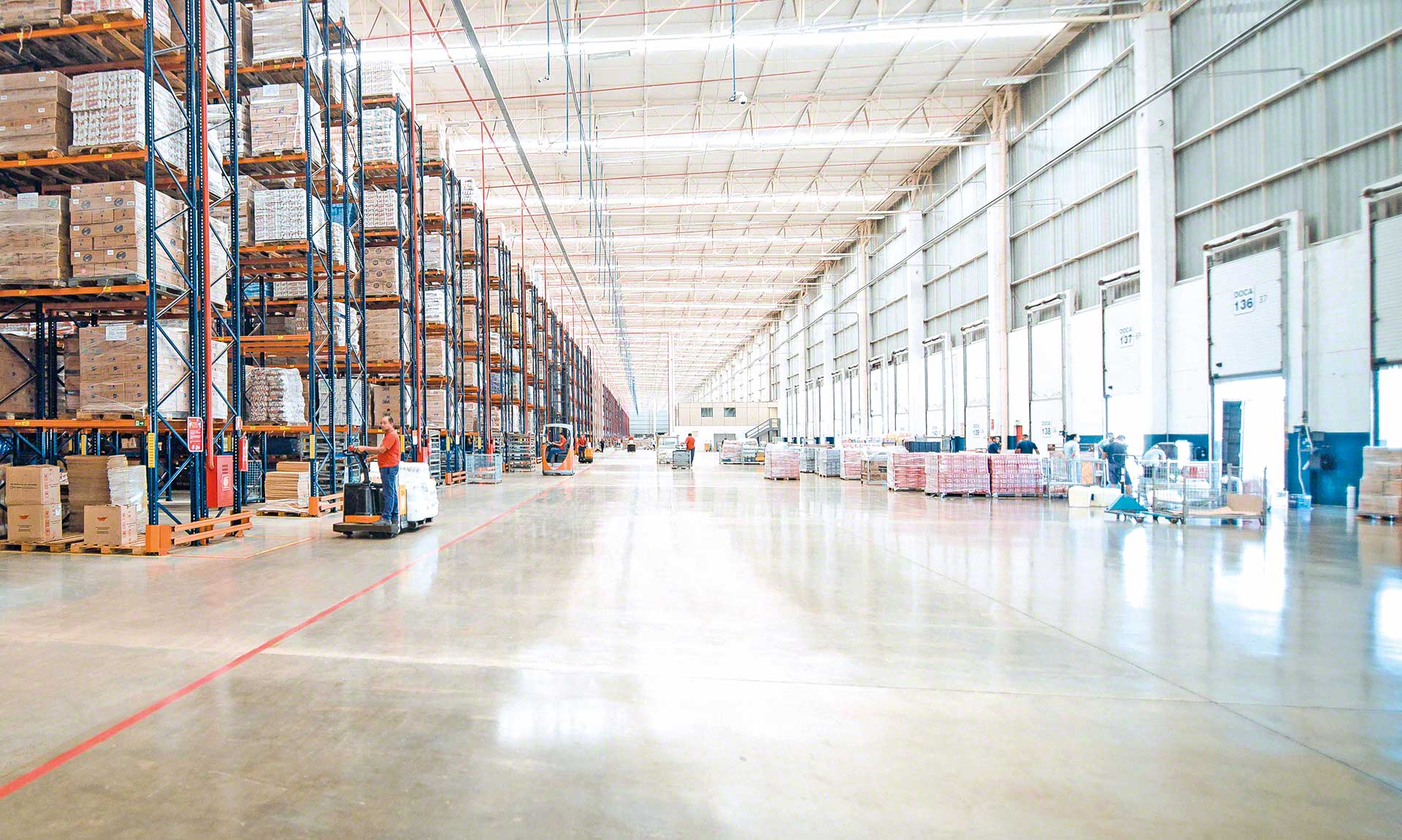 RFID Labels in Warehouse